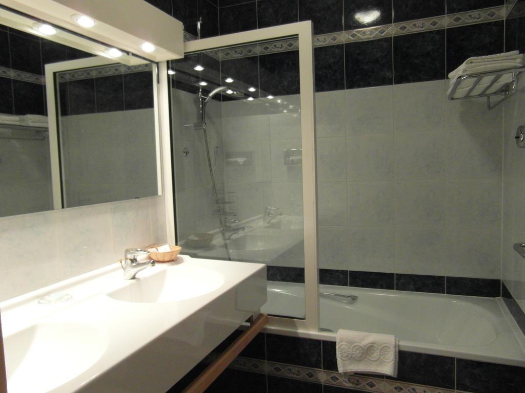 Domaine La Rabassiere Hotel Suzette Екстериор снимка